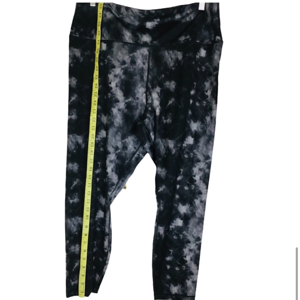 VELOCITY High Rise Tie Dye Leggings 3X - Picture 9 of 9